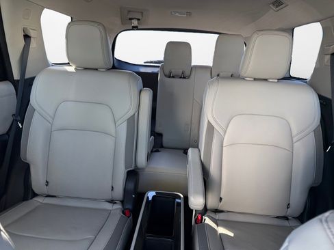 Used 2022 Nissan Pathfinder SL w/ SL Premium Package image 14