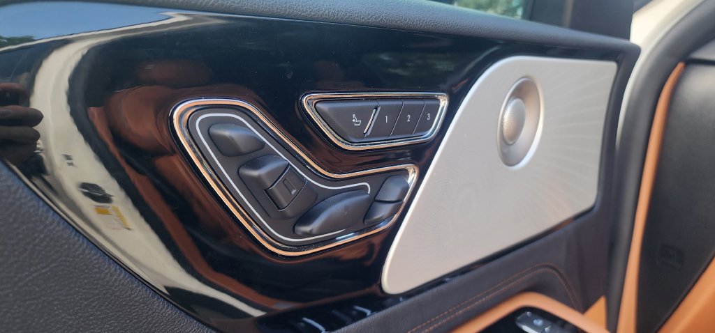 Used 2025 Lincoln Aviator Black Label w/ Jet Appearance Package AWD/4WD image 13