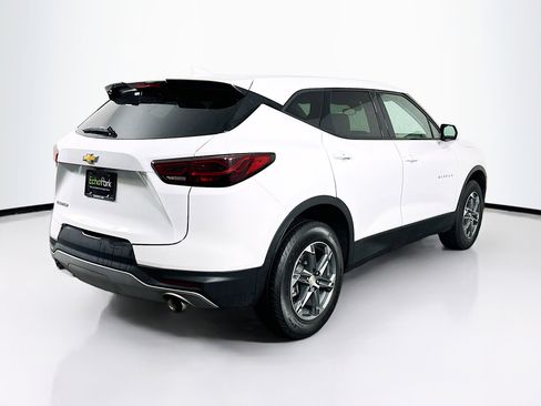 Used 2025 Chevrolet Blazer LT FWD image 9