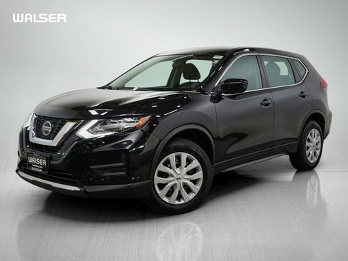 Used 2018 Nissan Rogue S image 1