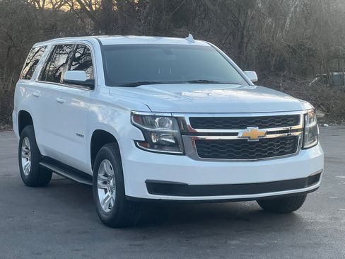 Used 2015 Chevrolet Tahoe 4WD image 4
