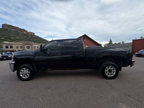 Used 2012 Chevrolet Silverado 2500 LT w/ Interior Plus Package AWD/4WD image 6
