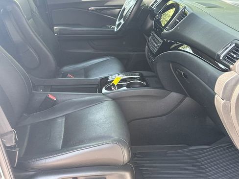 Used 2021 Honda Pilot Elite image 17