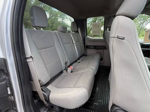 Used 2017 Ford F250 XL w/ Power Equipment Group AWD/4WD image 28