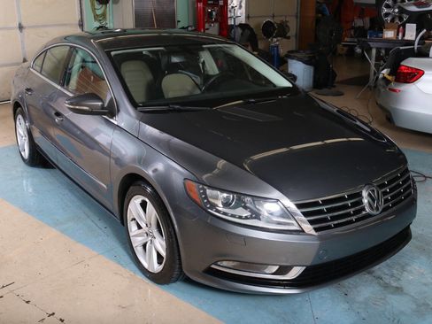 Used 2016 Volkswagen CC Sport FWD image 13
