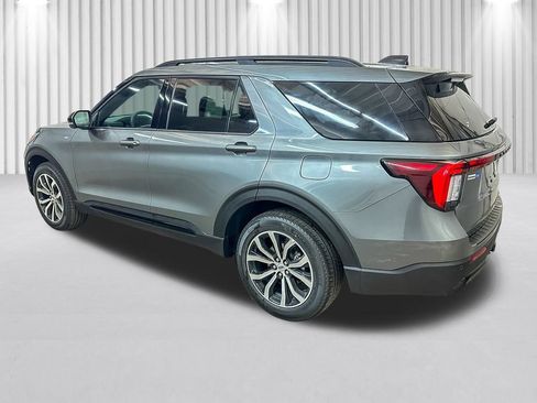 New 2026 Ford Explorer ST-Line AWD/4WD image 7