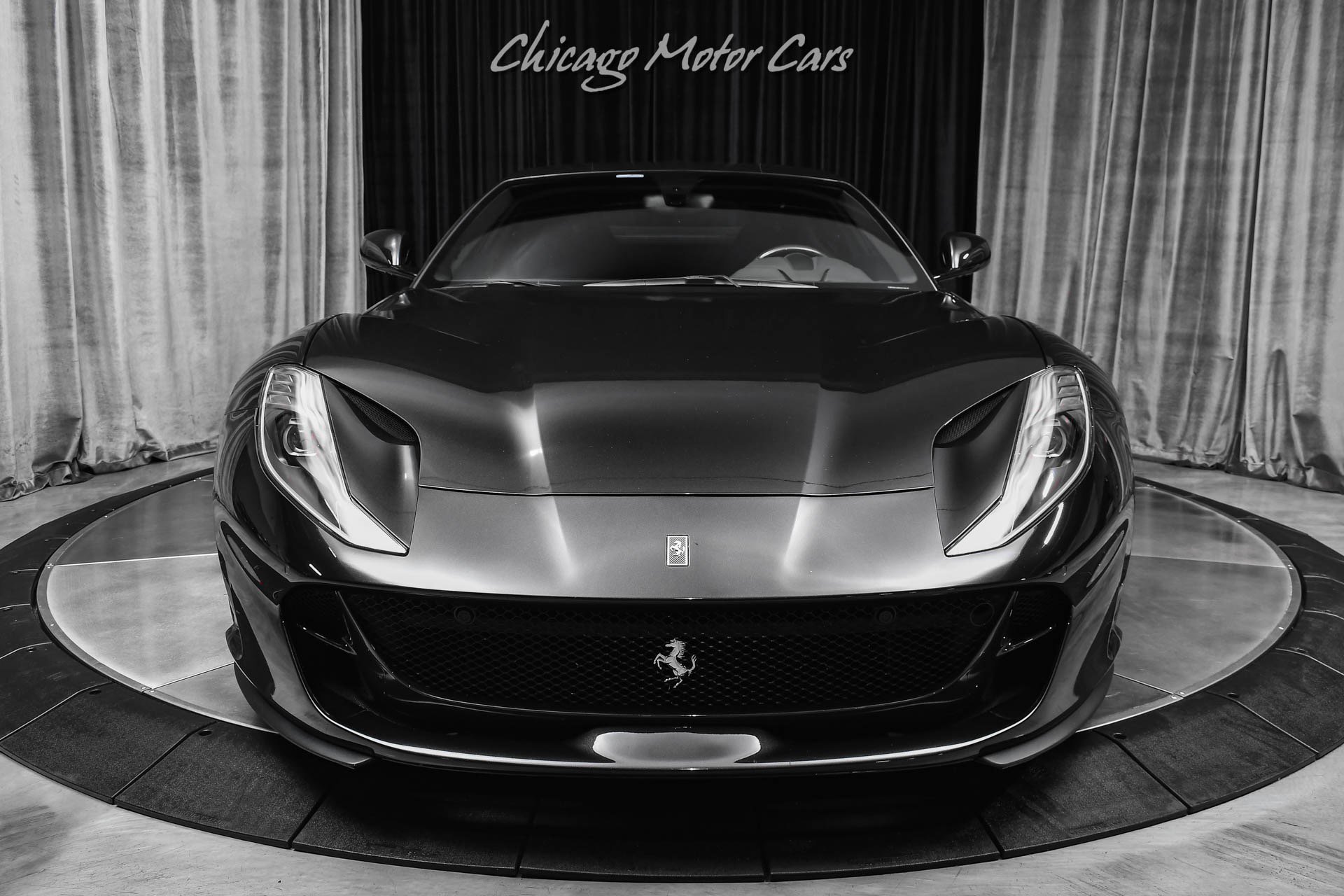 Used 2019 Ferrari 812 Superfast RWD image 7