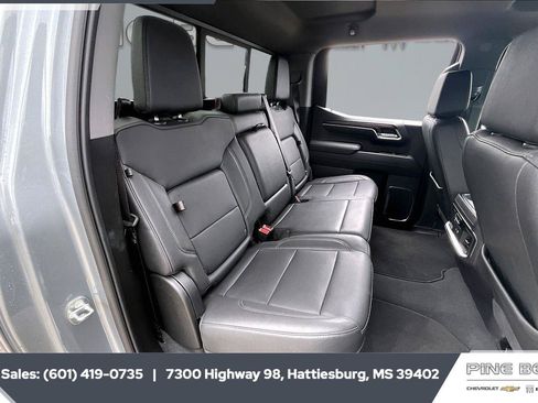 Used 2024 GMC Sierra 1500 SLT w/ SLT Premium Plus Package AWD/4WD image 21