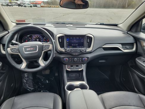 Used 2023 GMC Terrain Denali w/ Black Diamond Edition image 18