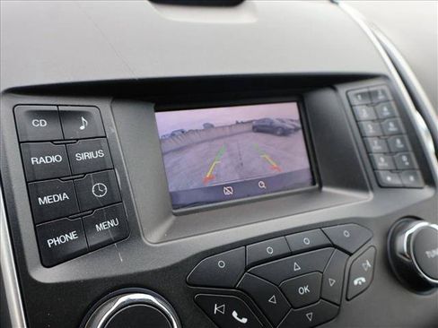 Used 2015 Ford Edge SEL FWD image 18