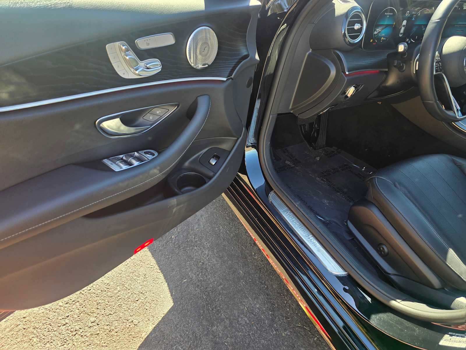 Used 2023 Mercedes-Benz E 350 4MATIC Sedan image 21