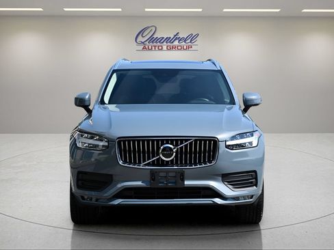 Used 2020 Volvo XC90 T6 Momentum AWD/4WD image 9
