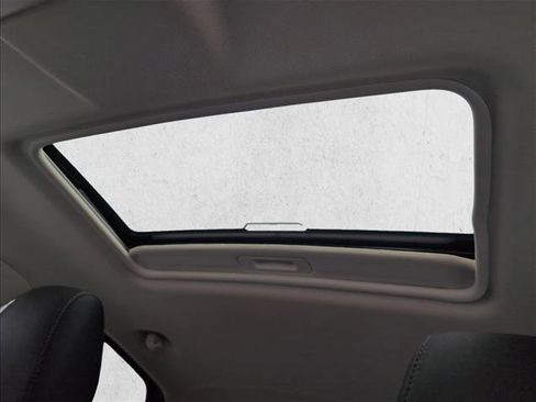 Used 2021 Ford EcoSport SE image 15