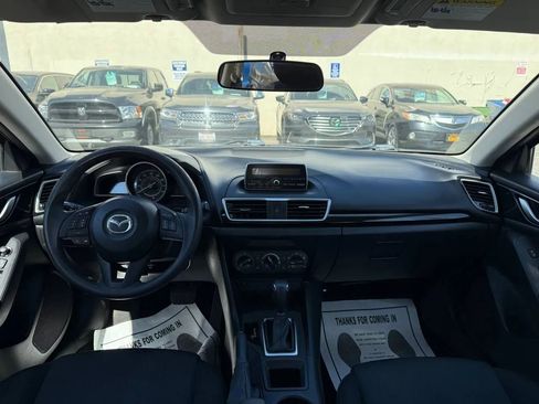 Used 2014 MAZDA MAZDA3 i Sport image 22