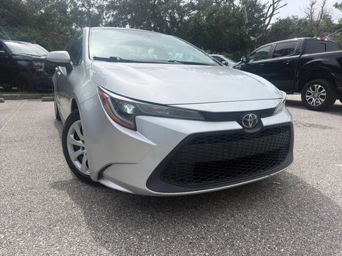 Used 2021 Toyota Corolla LE FWD image 5