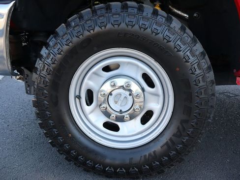 Used 2015 Ford F250 XL w/ XL Value Package image 37