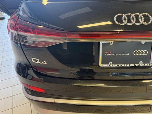 Used 2023 Audi Q4 e-tron Premium Plus w/ Premium Plus AWD/4WD image 36