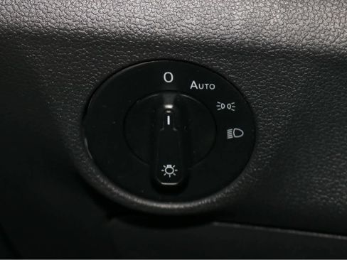 Used 2019 Volkswagen Jetta S w/ Driver Assistance Package FWD image 17