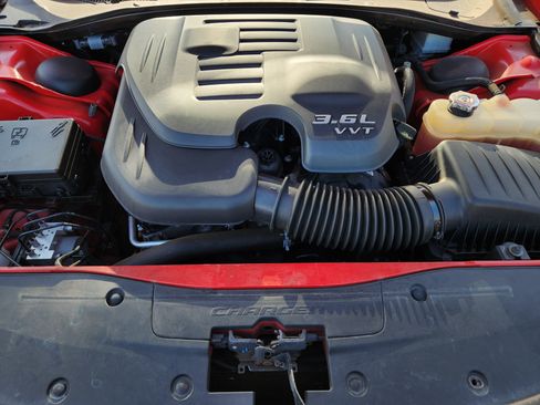 Used 2022 Dodge Charger SXT RWD image 31