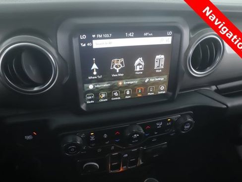 Used 2022 Jeep Wrangler Unlimited Sahara w/ Dual Top Group AWD/4WD image 5