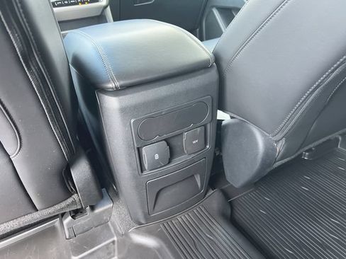 Used 2023 Ford Explorer XLT w/ Equipment Group 202A AWD/4WD image 36
