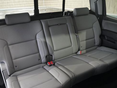 Used 2018 GMC Sierra 1500 SLT AWD/4WD image 35