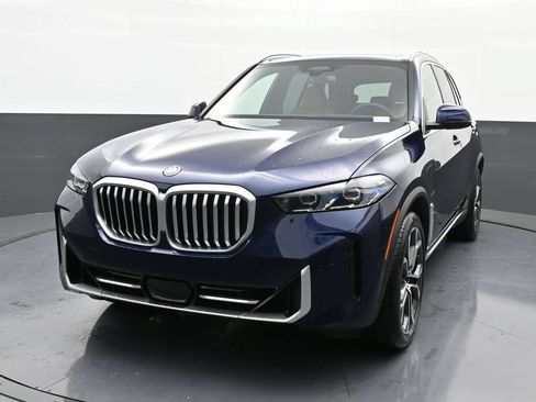 Used 2026 BMW X5 xDrive50e AWD/4WD image 1