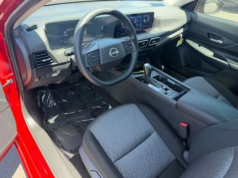 New 2026 Nissan Sentra SV FWD image 2