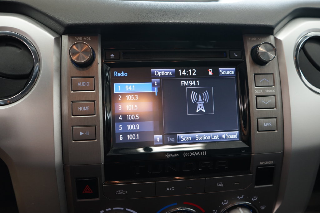 Used 2014 Toyota Tundra SR5 AWD/4WD image 31