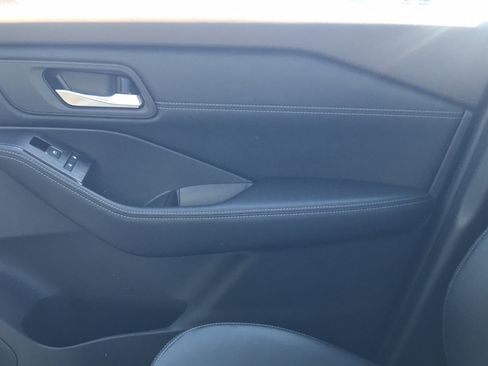 Certified 2023 Nissan Rogue SL w/ SL Premium Package image 19