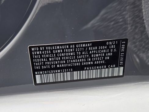 Certified 2022 Volkswagen GTI SE FWD image 19