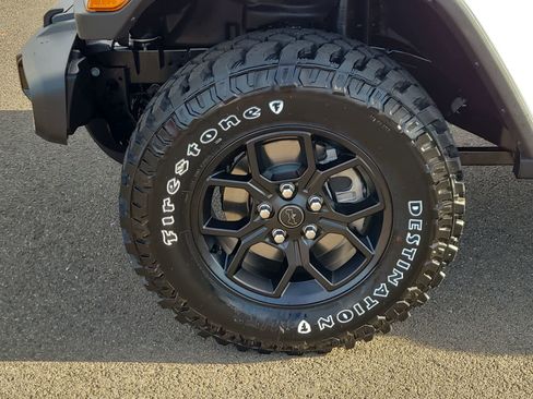 New 2026 Jeep Gladiator Sport image 16