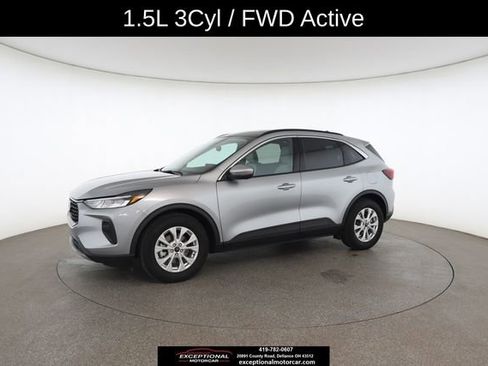 Used 2023 Ford Escape Active w/ Tech Pack #2 FWD image 4