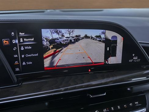 Used 2024 Cadillac Escalade Sport Platinum w/ Heavy-Duty Trailer Package image 17