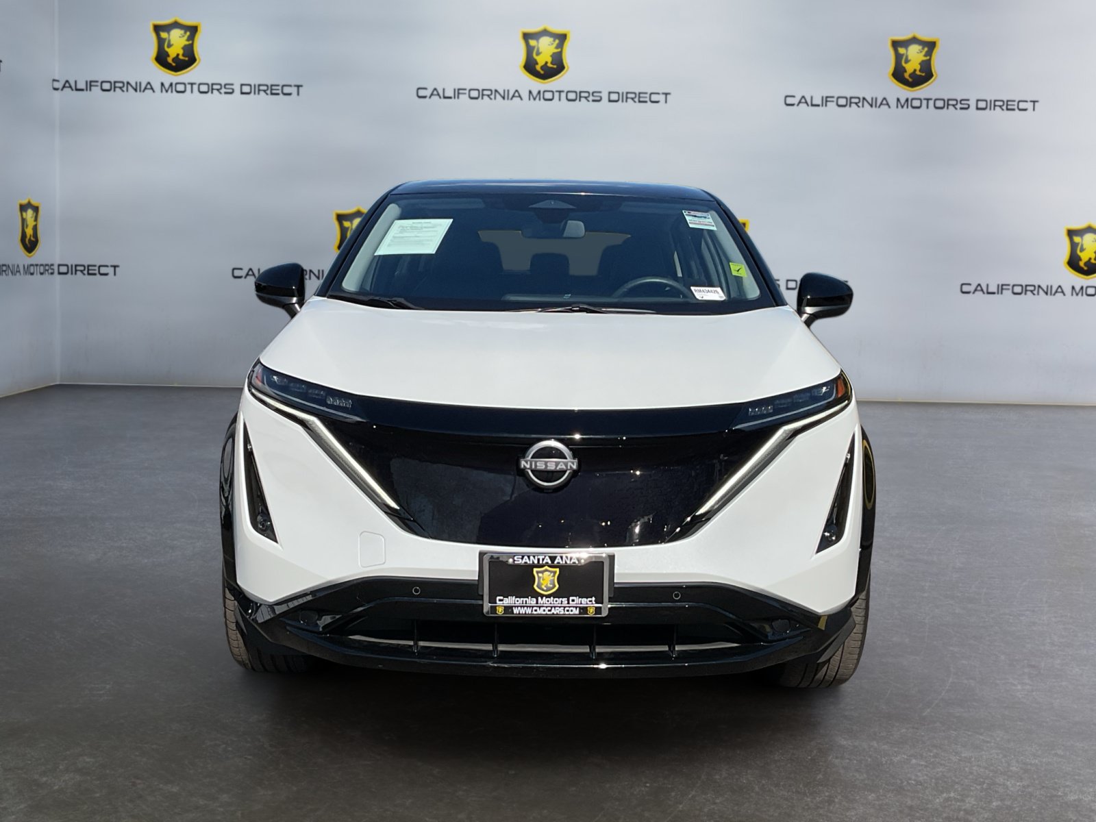 Used 2024 Nissan Ariya FWD image 2