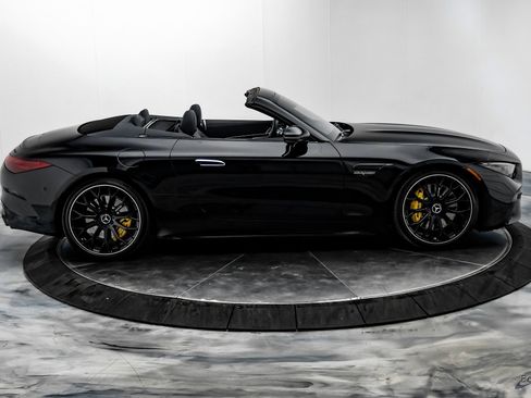 Used 2022 Mercedes-Benz SL 63 AMG 4MATIC image 22