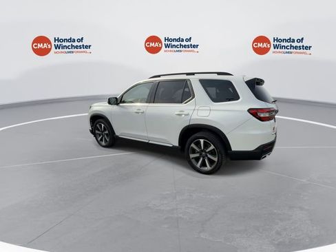Used 2024 Honda Pilot Elite image 7