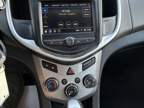 Used 2019 Chevrolet Sonic LT FWD image 28