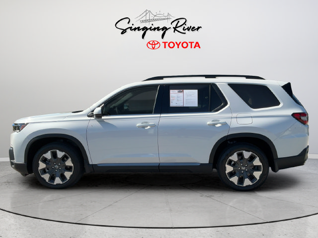 Used 2026 Honda Pilot Touring image 4