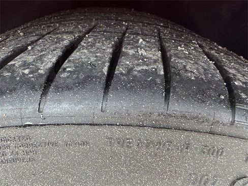 Certified 2023 Chevrolet Corvette Z06 w/ Stealth Interior Trim Package image 32