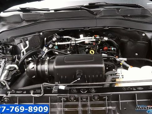 Used 2022 Ford Explorer XLT w/ Equipment Group 202A image 31