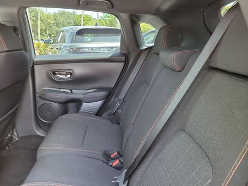 Used 2025 Honda HR-V Sport image 8