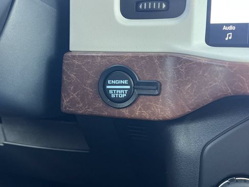 New 2026 Ford Bronco Heritage Edition AWD/4WD image 6
