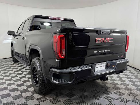 Used 2021 GMC Sierra 1500 AT4 w/ AT4 Premium Package AWD/4WD image 4