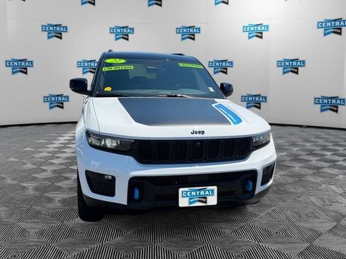 Used 2022 Jeep Grand Cherokee Trailhawk AWD/4WD image 9