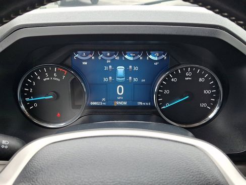 Used 2024 Ford Expedition XLT image 27