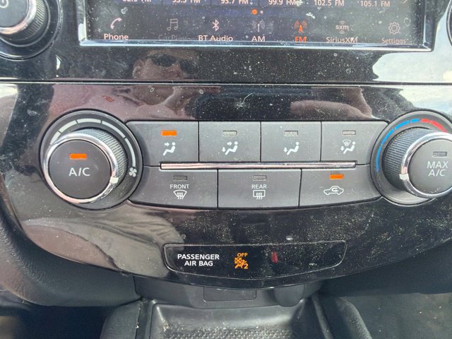 Used 2019 Nissan Rogue S AWD/4WD image 30
