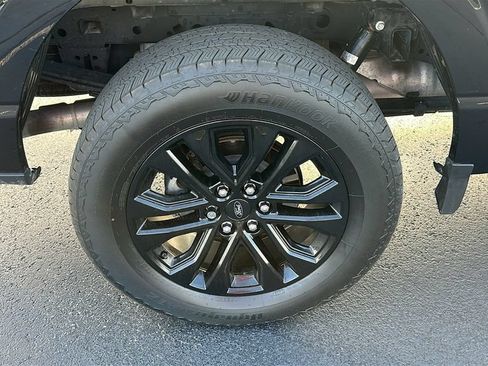 Used 2024 Ford F150 Lariat AWD/4WD image 11