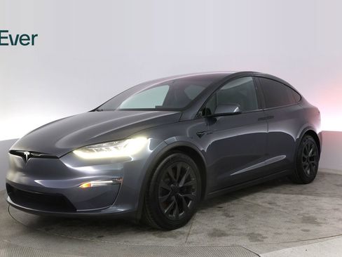 Used 2023 Tesla Model X AWD/4WD image 2