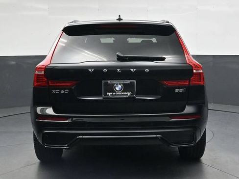 Used 2024 Volvo XC60 B5 Plus AWD/4WD image 5